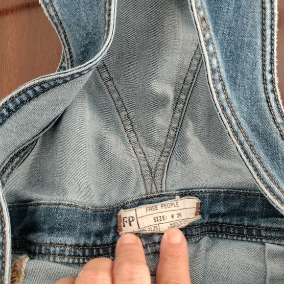 Free People Button Fly Denim Overalls Womens Size 25 - Picture 4 of 4